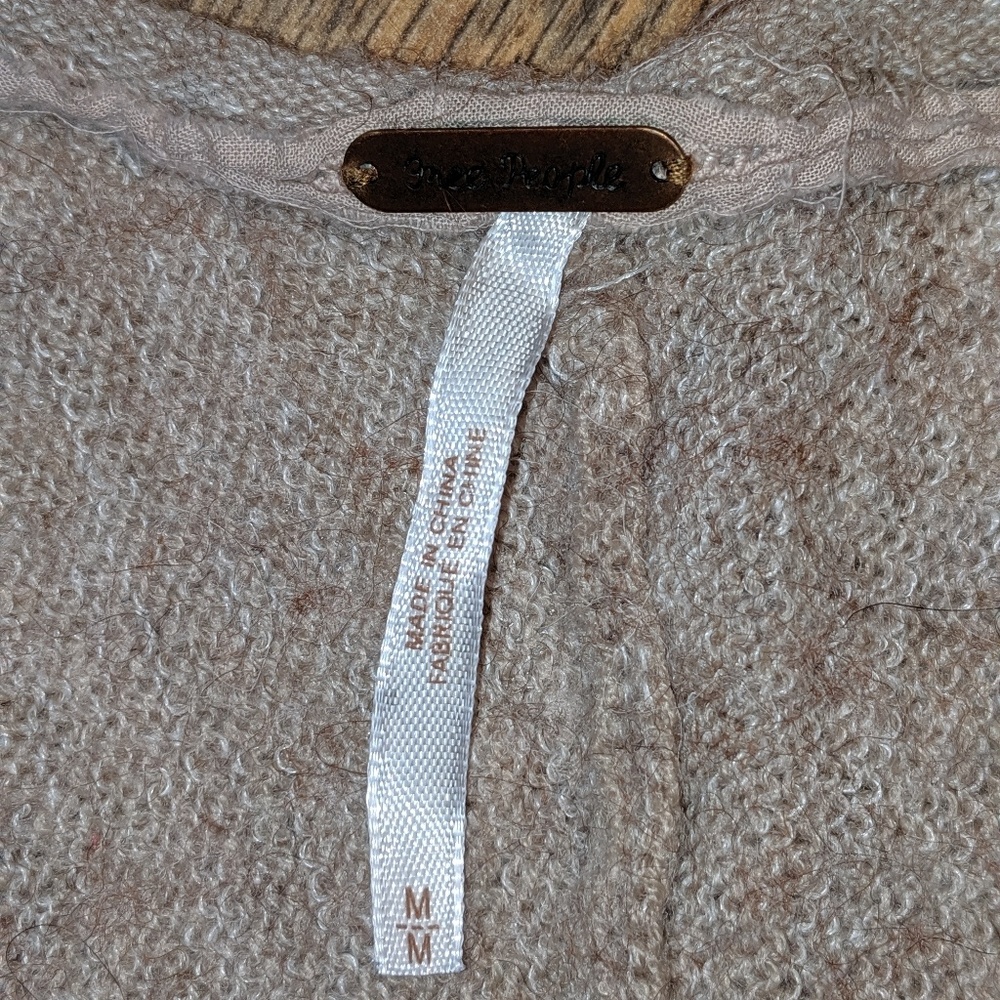 FREE PEOPLE SADIE WOOL BLEND V-NECK SWEATER - Picture 5 of 8